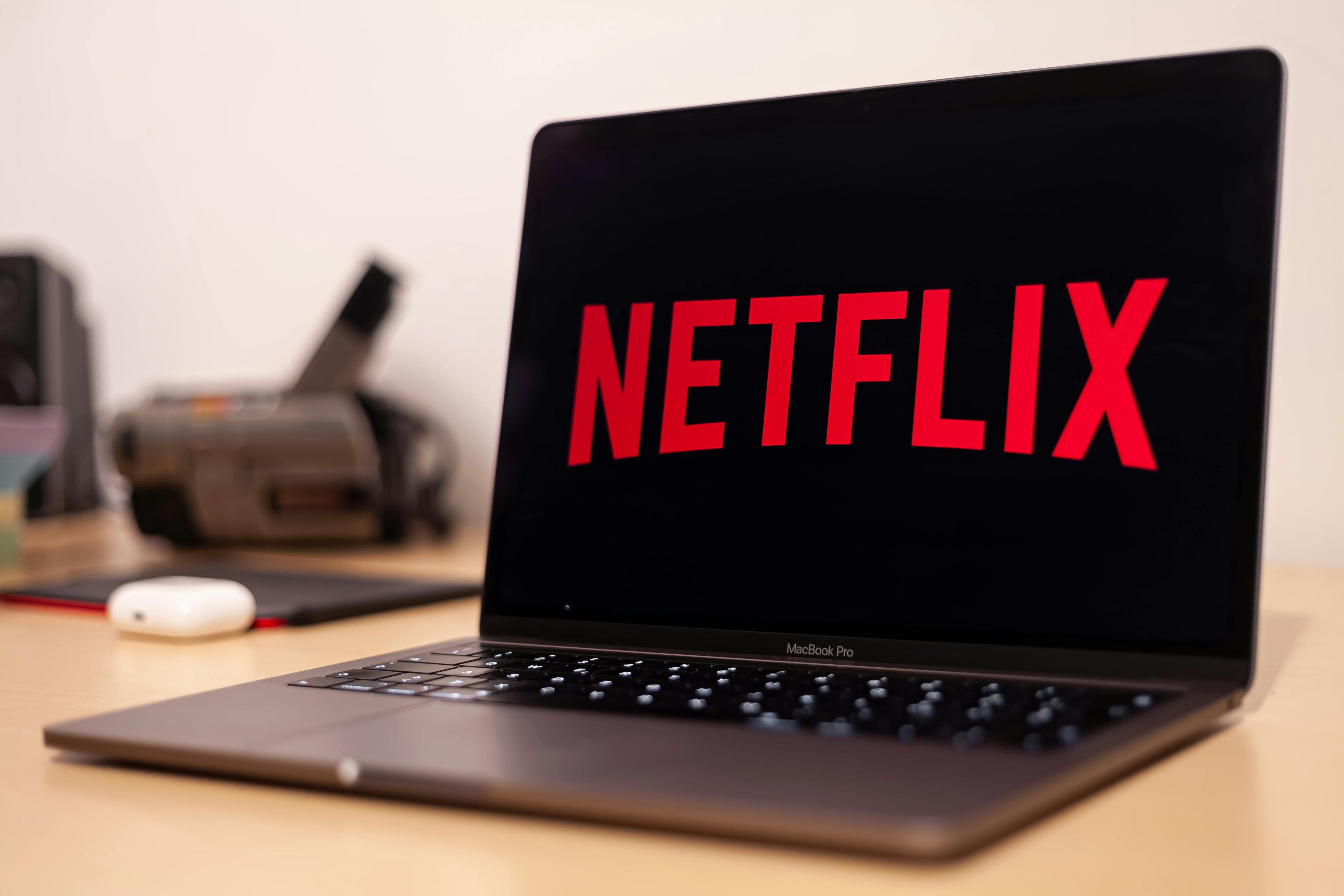 Как скачать фильмы с Netflix на ноутбук